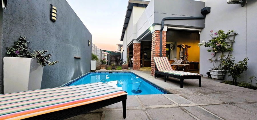 3 Bedroom Property for Sale in Hopefield Western Cape